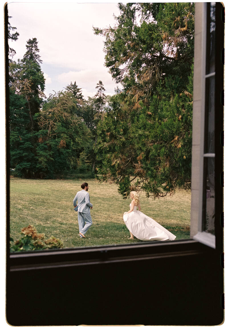 lenvie_film_castle_france_wedding-401-standard.jpg