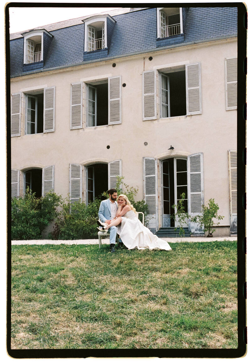 lenvie_film_castle_france_wedding-413-standard.jpg