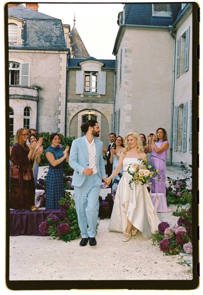 lenvie_film_castle_france_wedding-437-standard.jpg