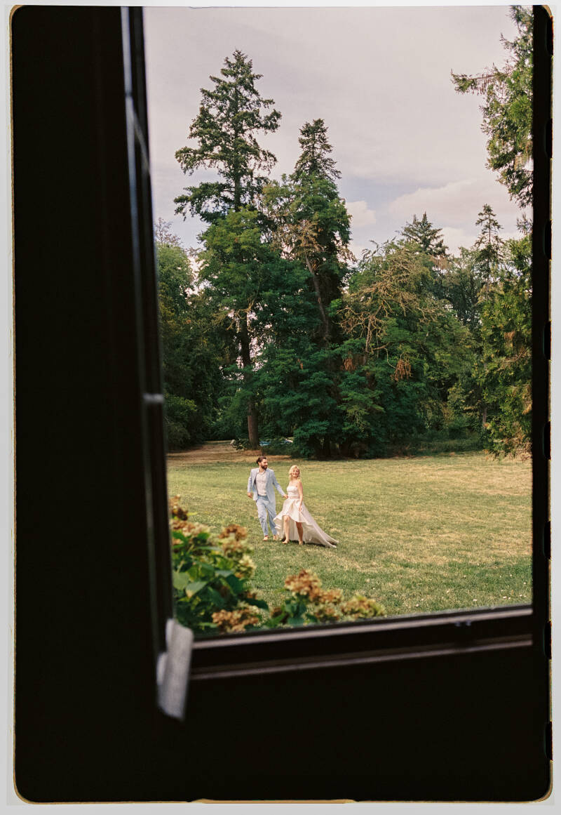 lenvie_film_castle_france_wedding-438-standard-t276bk.jpg