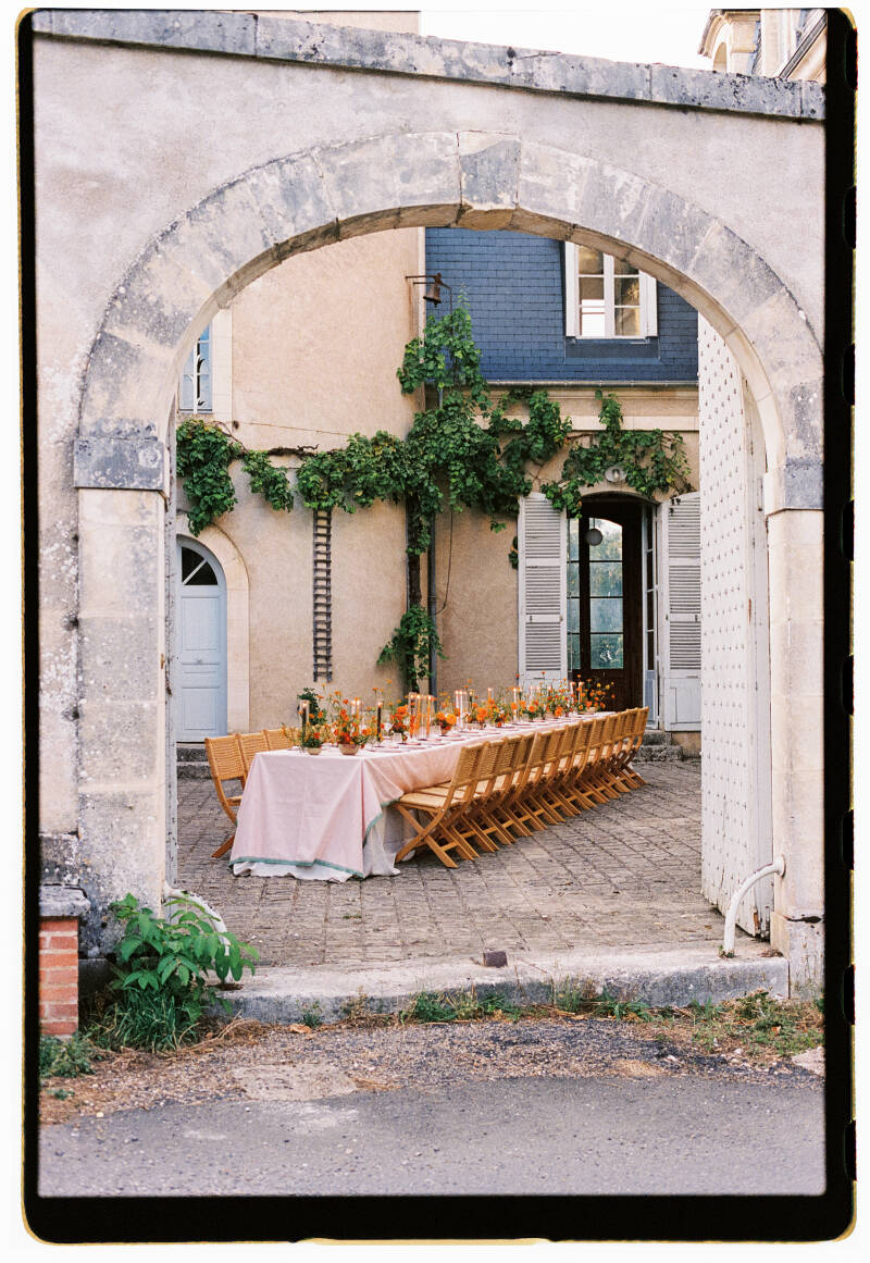 lenvie_film_castle_france_wedding-468-standard.jpg