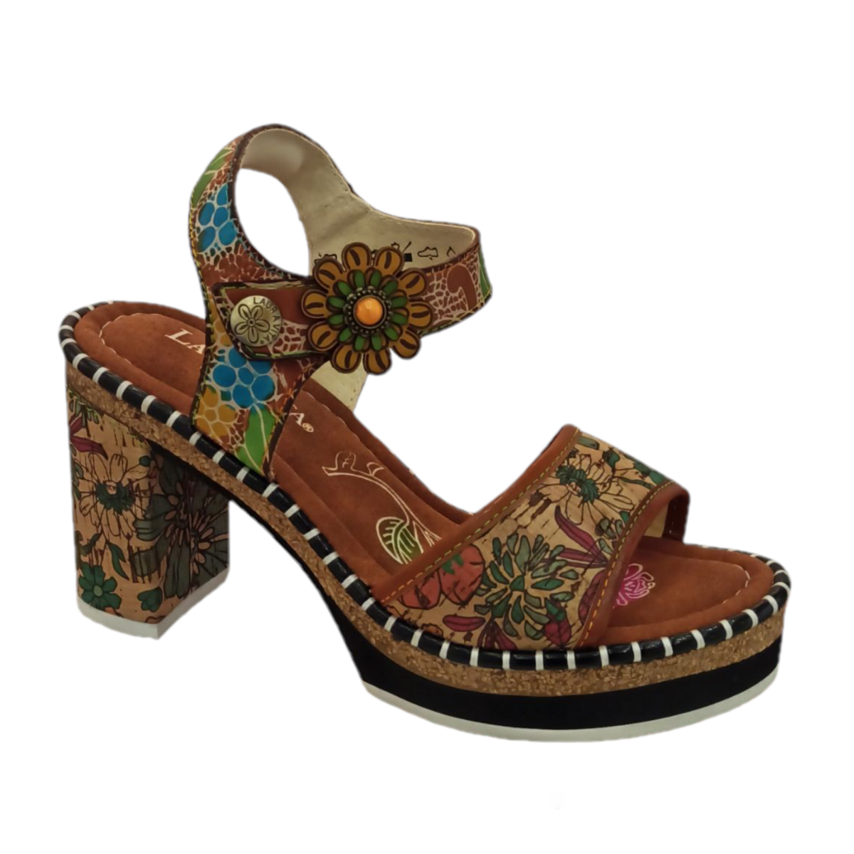 Laura Vita - 6847 Naomio -