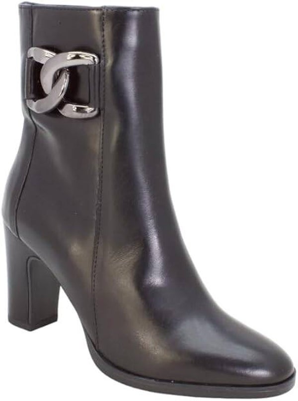 Cinzia Soft / PQ9535743 /