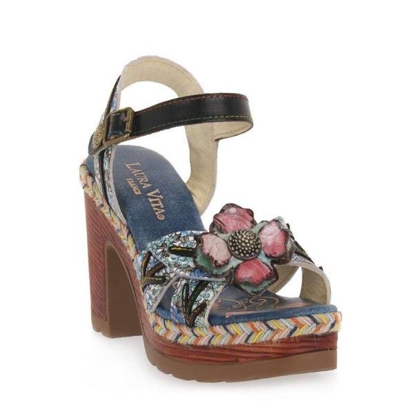 Laura Vita - 0005325 Jacao -