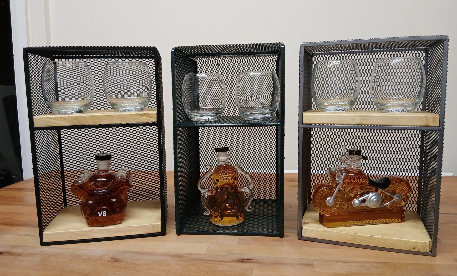Decanter/Glass Varying Frames