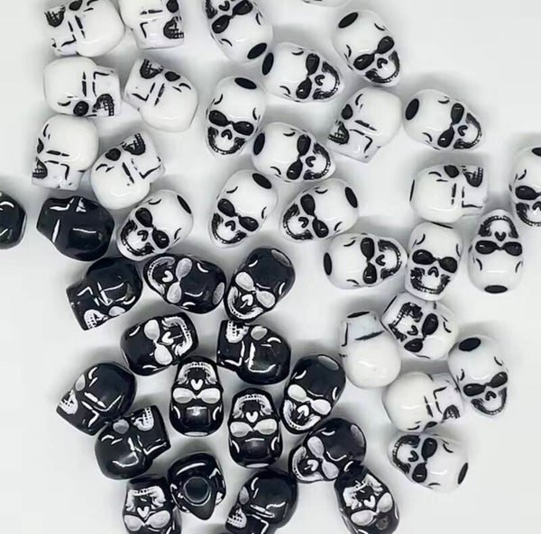 Dutch Oak Skull Beads