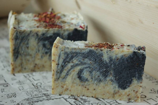 Charcoal Lavendel soap: