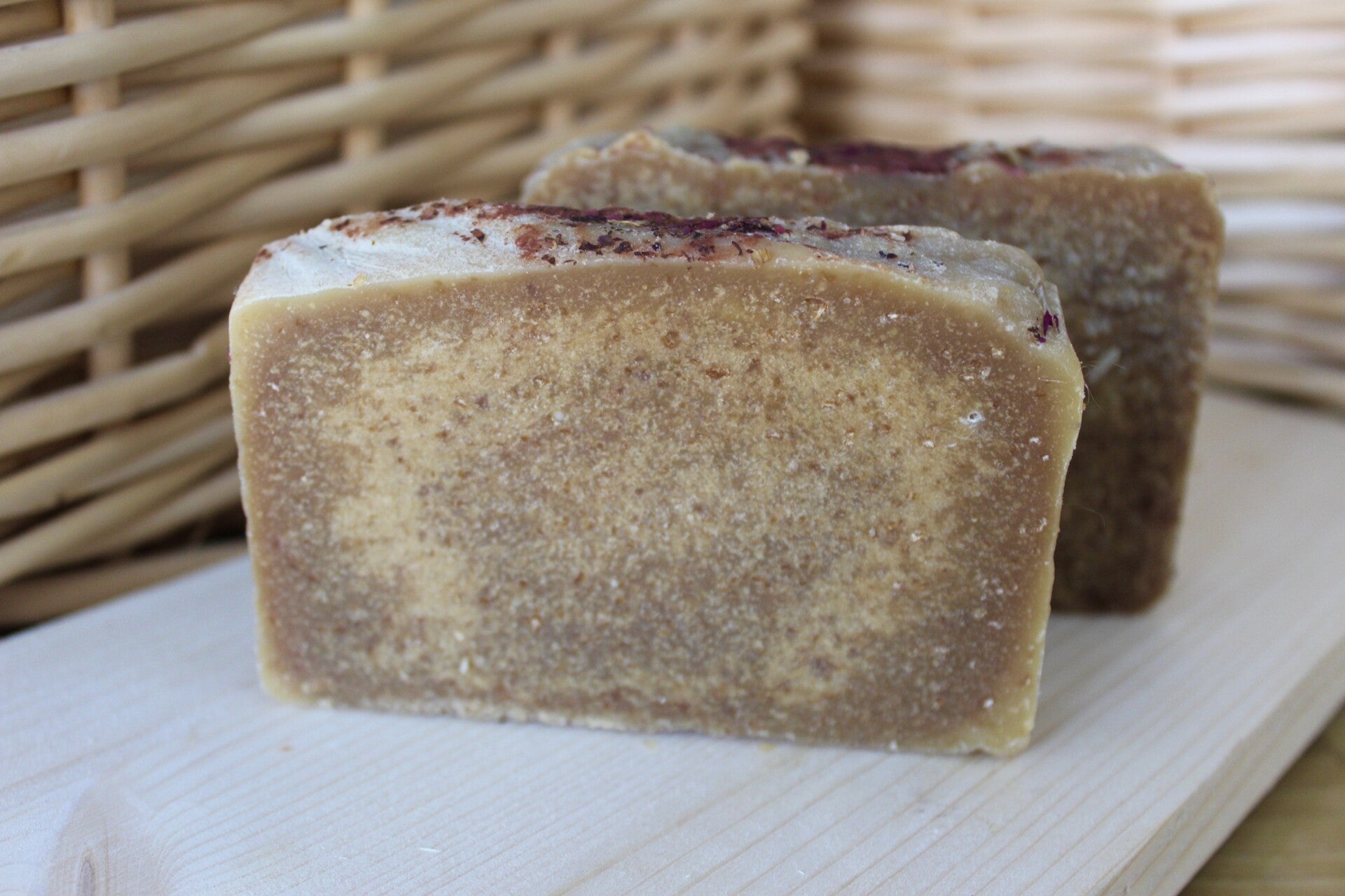 Goat Milk, Honey & Oats Soap