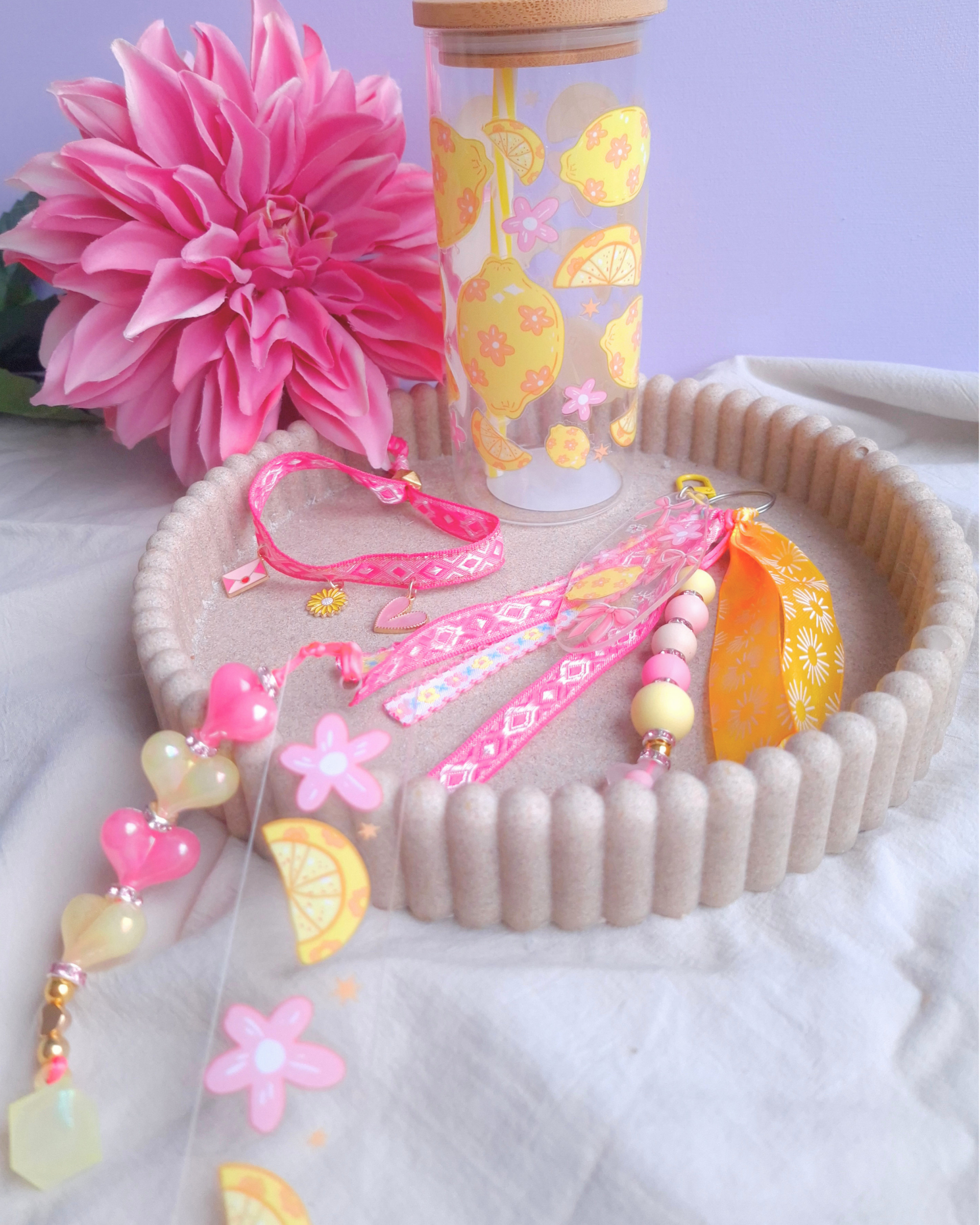 Easy Peasy Lemon Summer Essentials