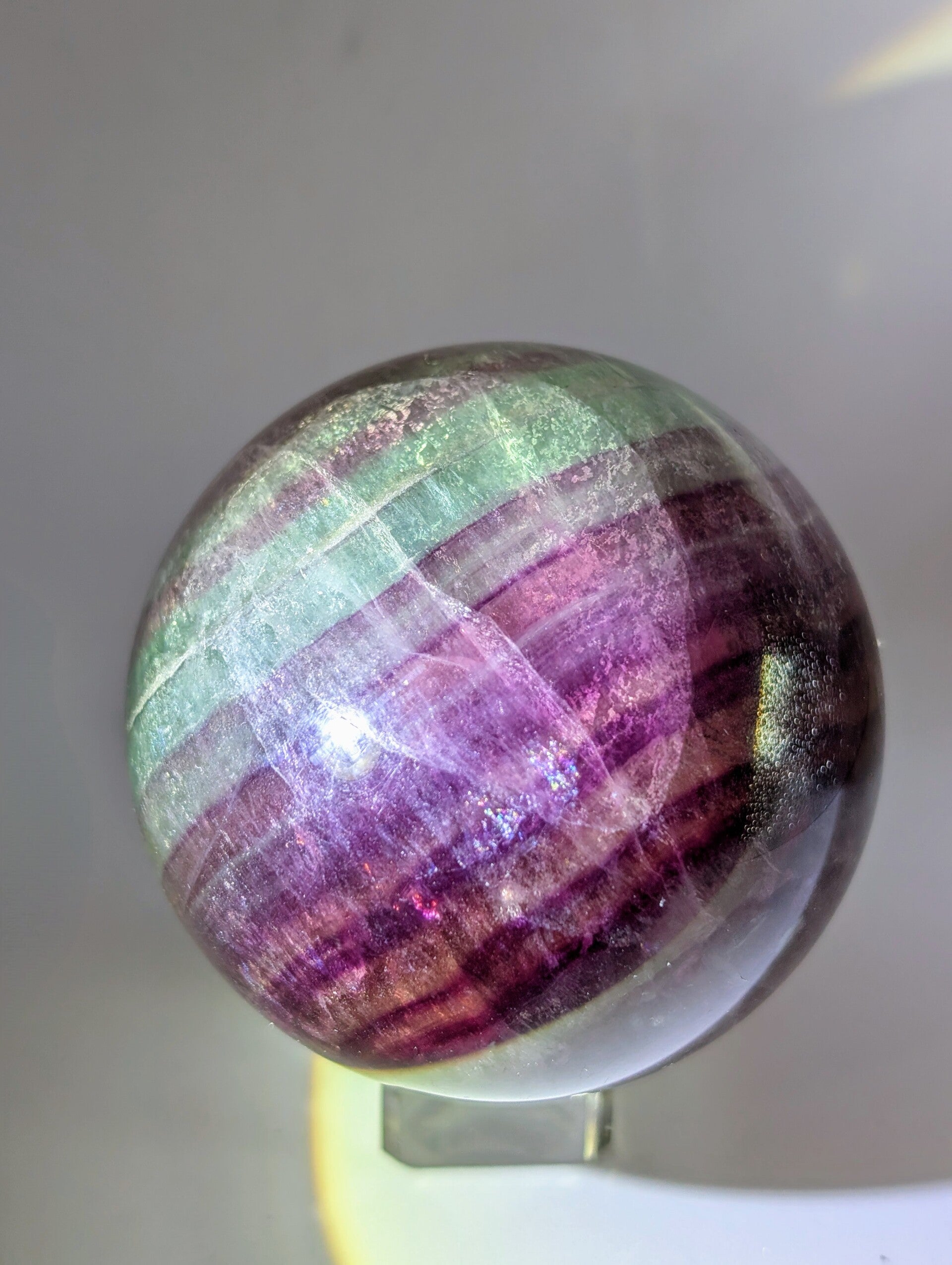 Große Regenbogen Fluorit Kugel