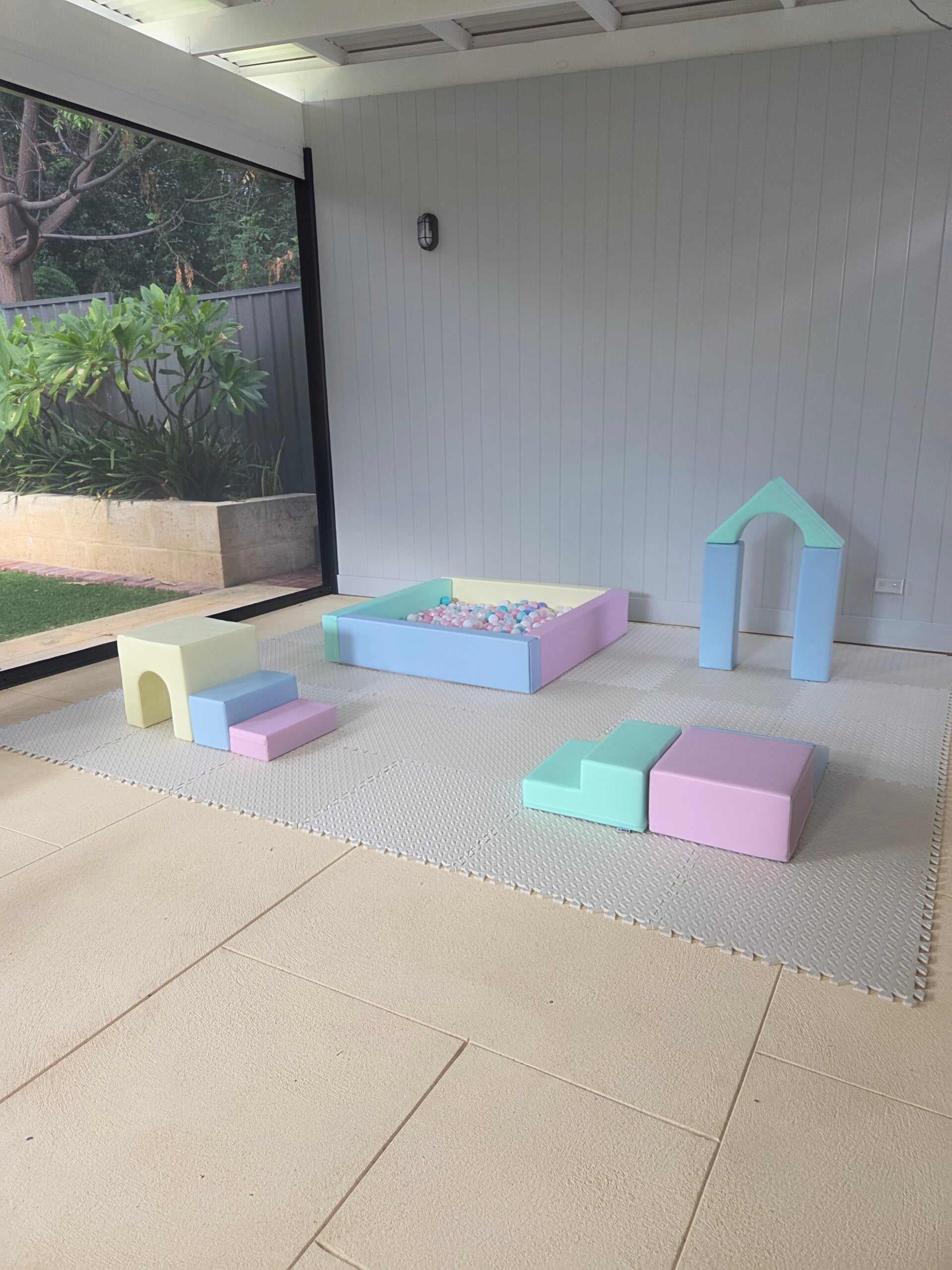 Pastel soft play hire set mini