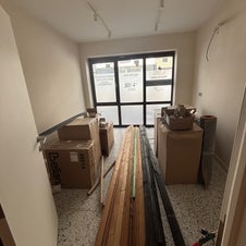 Chantier en cours de nettoyage