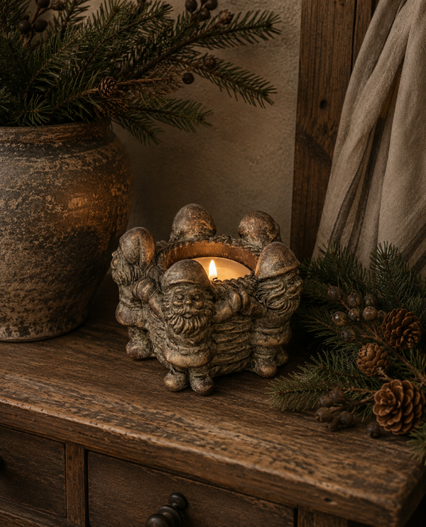 Brynxz jewel tealight Holder circle of Santa’s