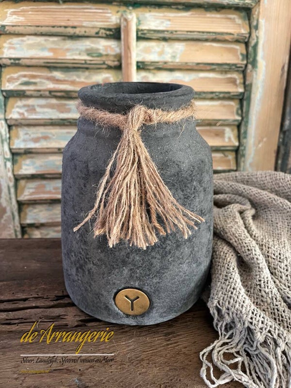 BRYNXZ vaas met touw. Stone Black