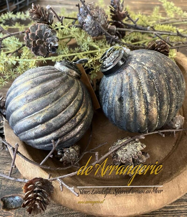 Kerstbal | swirl | vintage grey