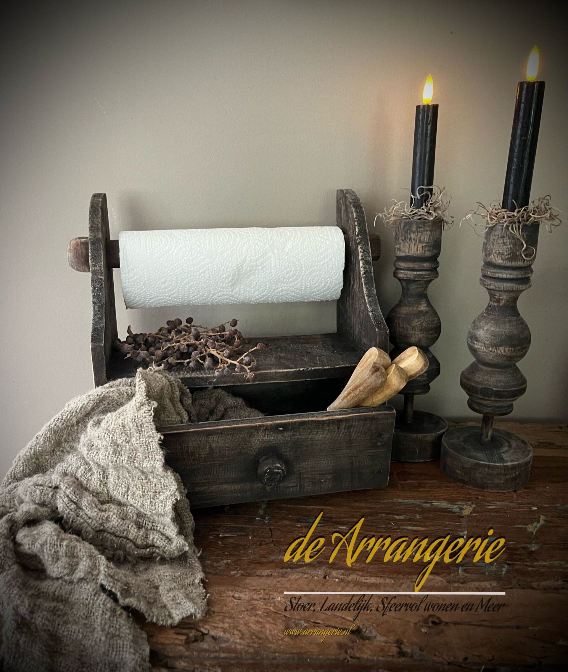 Houten keukenrol houder met laatje