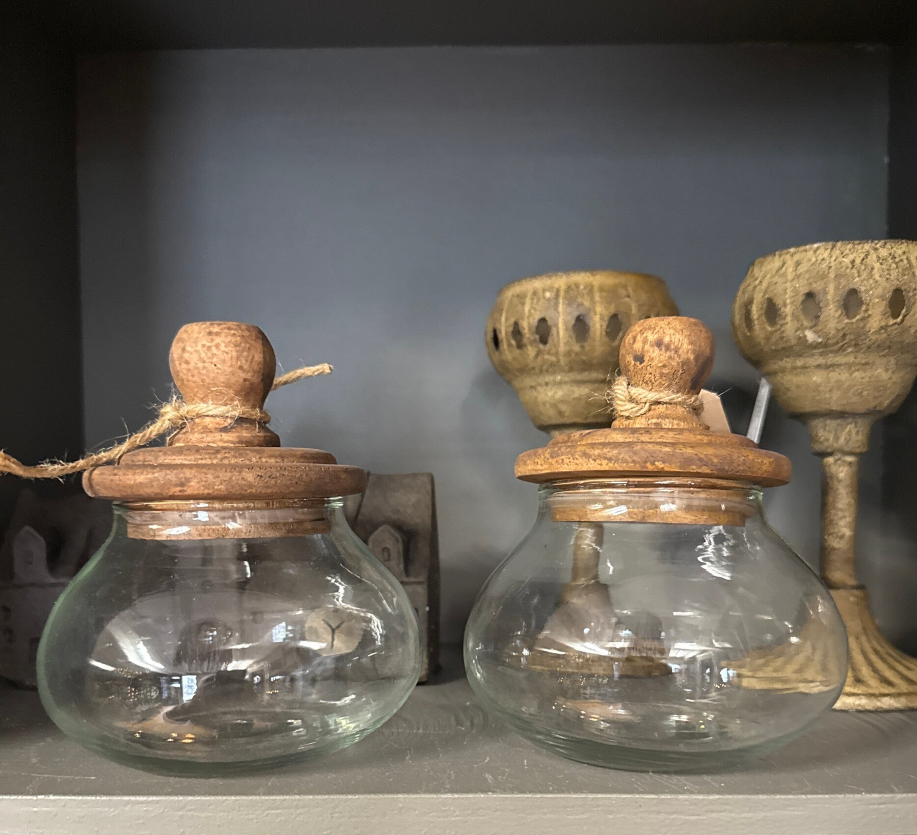 Glazen potje met houten deksel in 2 maten