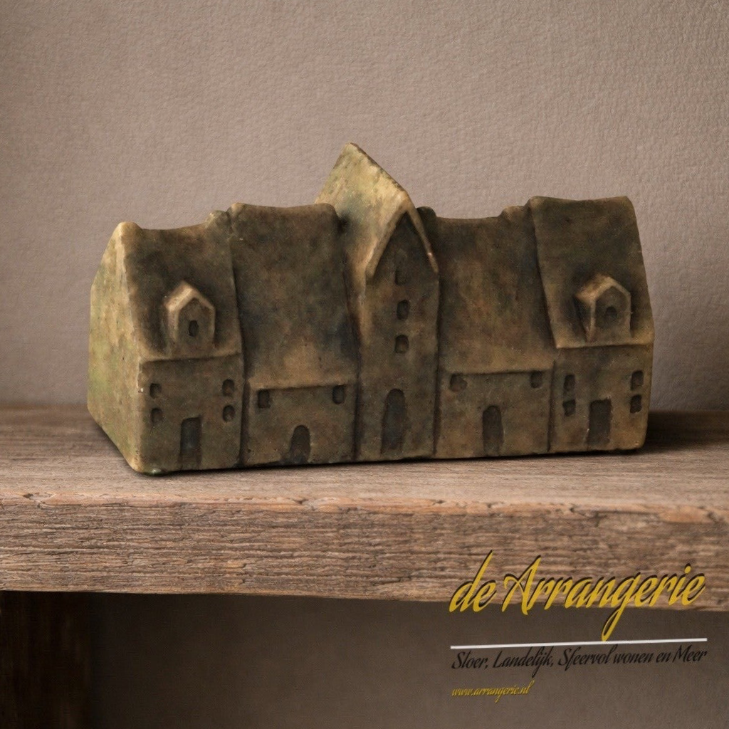 BRYNXZ 5 klassieke huisjes op rij - Maj Brown