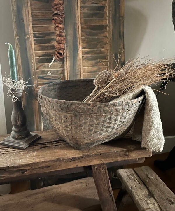 Oude doorleefde leemmand