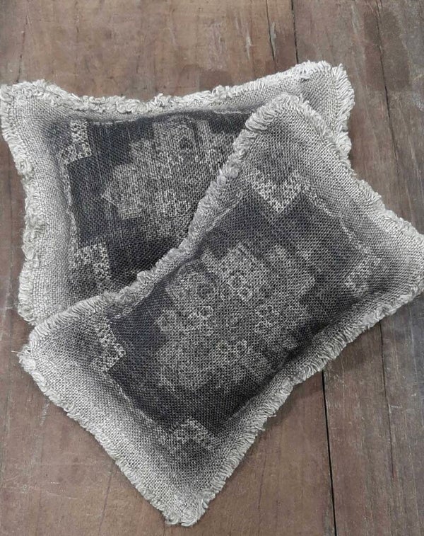 Shabby geurkussentje, 11x18, Kelim zwart
