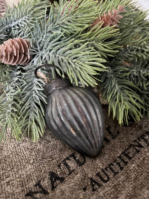 Kerst hanger druppel sober 7x4cm