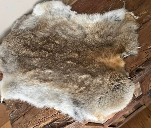 Konijnenvachtje - lichtbruin/wit