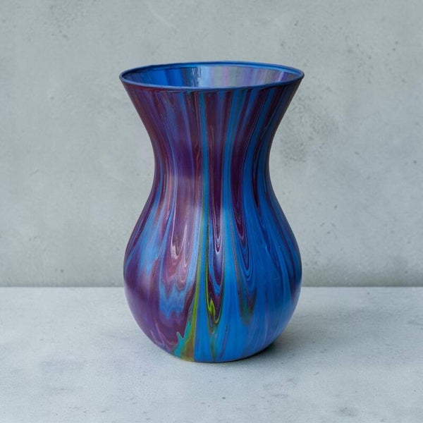 Original abstract art 🎨 on small glass vase.