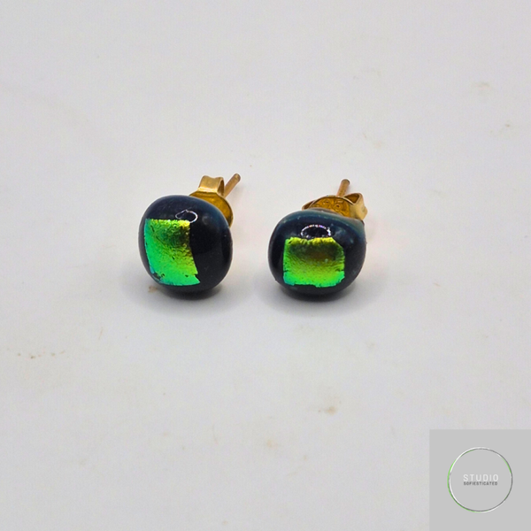 Oorsteker ambachtelijk gesmolten glas #12