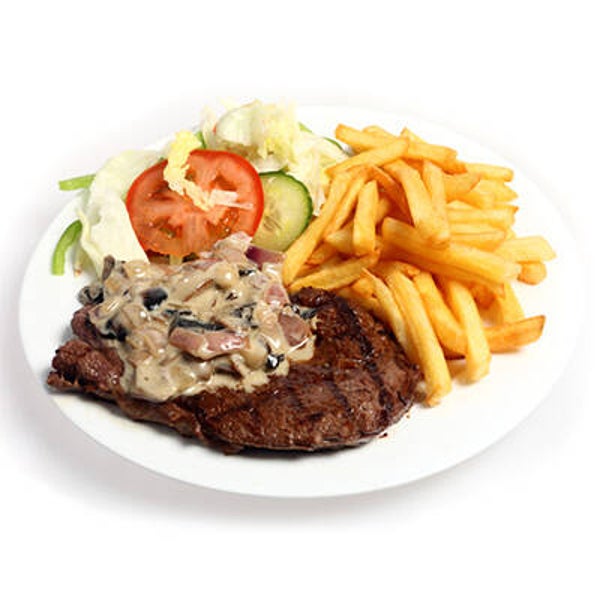 Steak met champignonsaus, frietjes en salade buffet