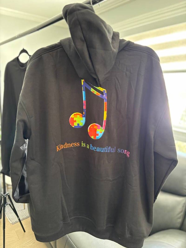 RV1% X SELEE MERCH!