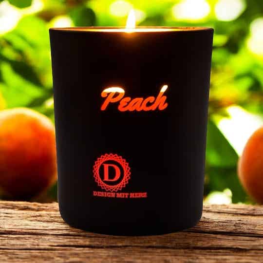 Peach-Rapswachskerze aus der relaxe-Serie