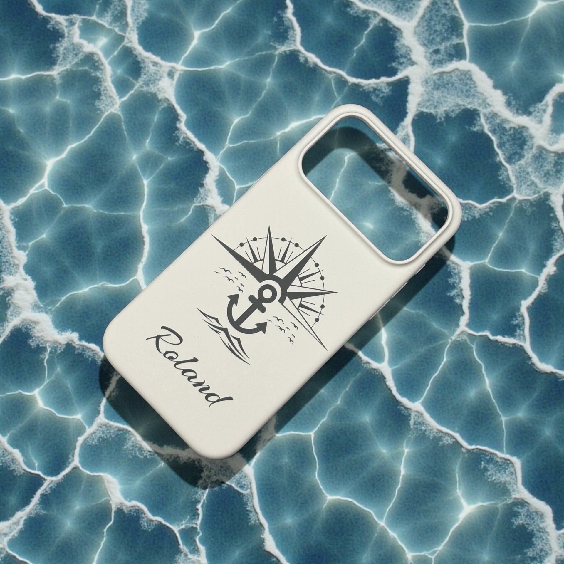 Maritime Elegance – iPhone Hülle in Weiß