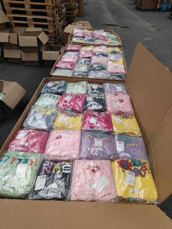 25'000x H&M Kindershirts - A Ware