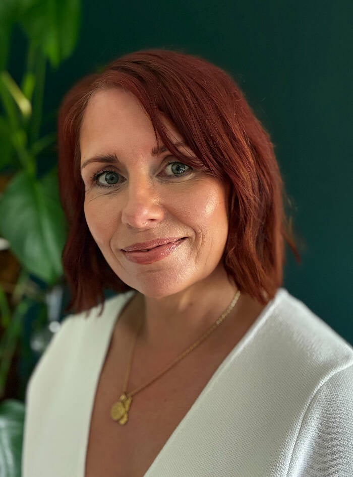 Dr Tracey Murray | HCPC reg Art Psychotherapist
