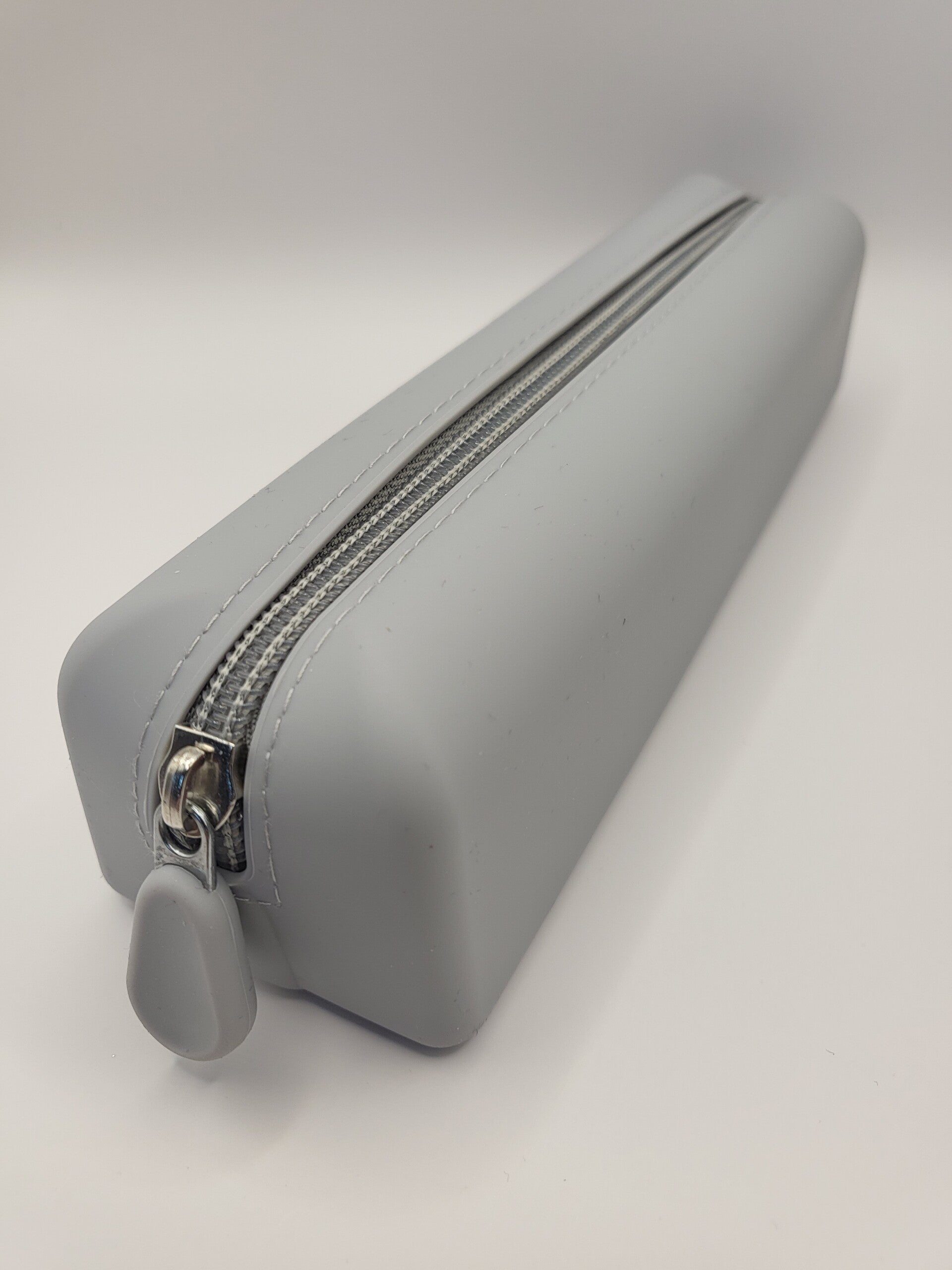 Silicone etui grijs.