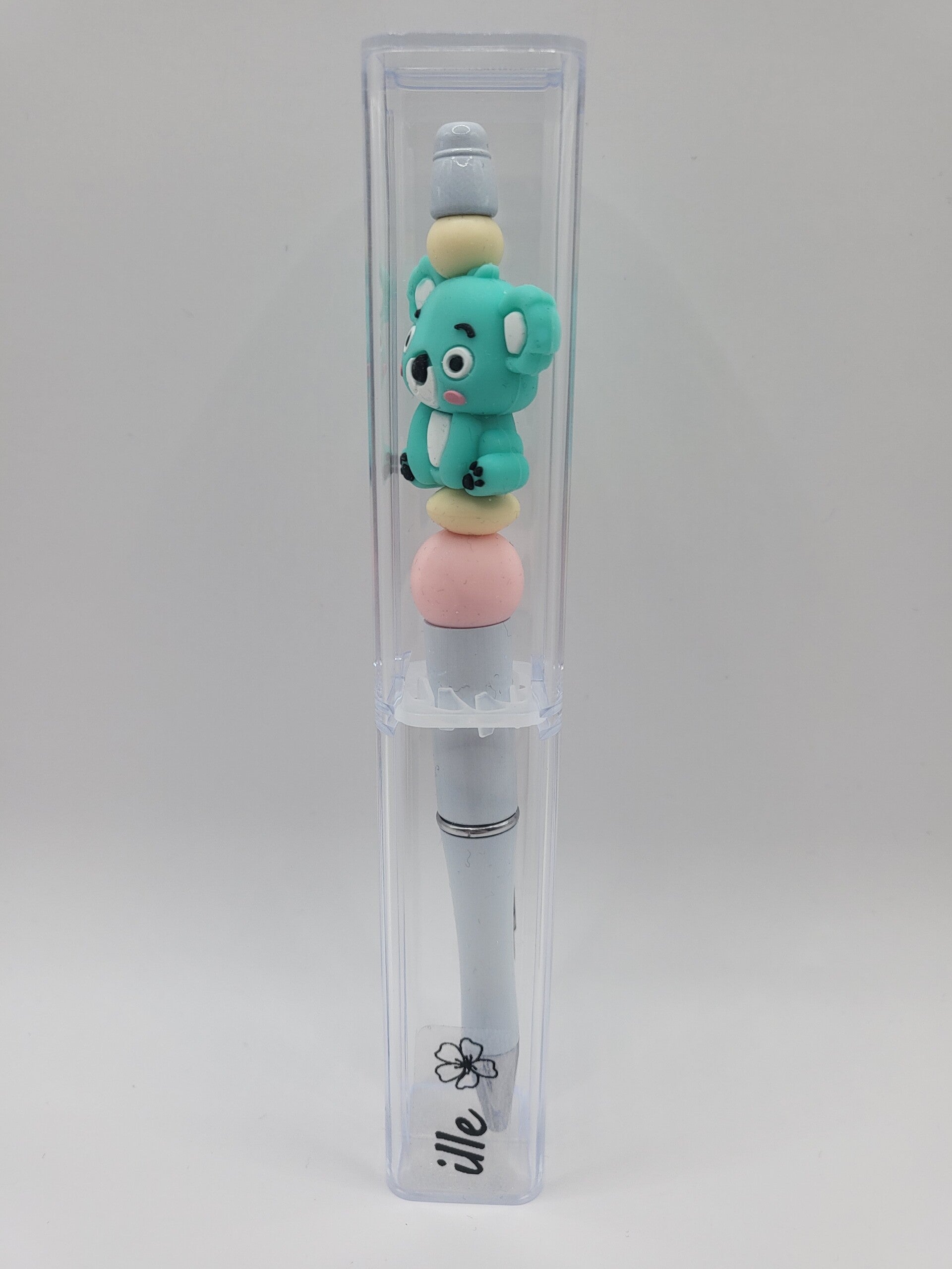 Pen met koala-beertje in lichtroze, turquoise en lichtgeel.