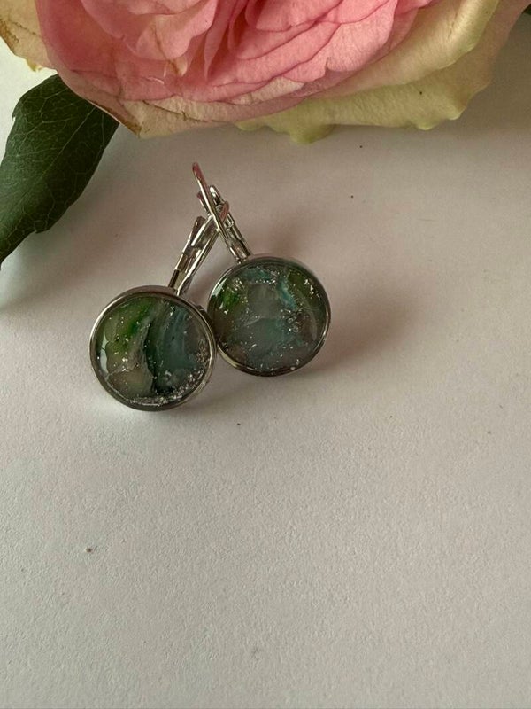 Klappverschluss Hängeohrringe 12mm; silberfarben; Grüntöne