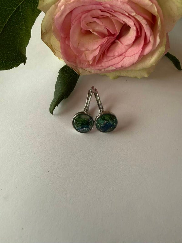Klappverschluss Hängeohrringe 10mm; silberfarben; blau-grün