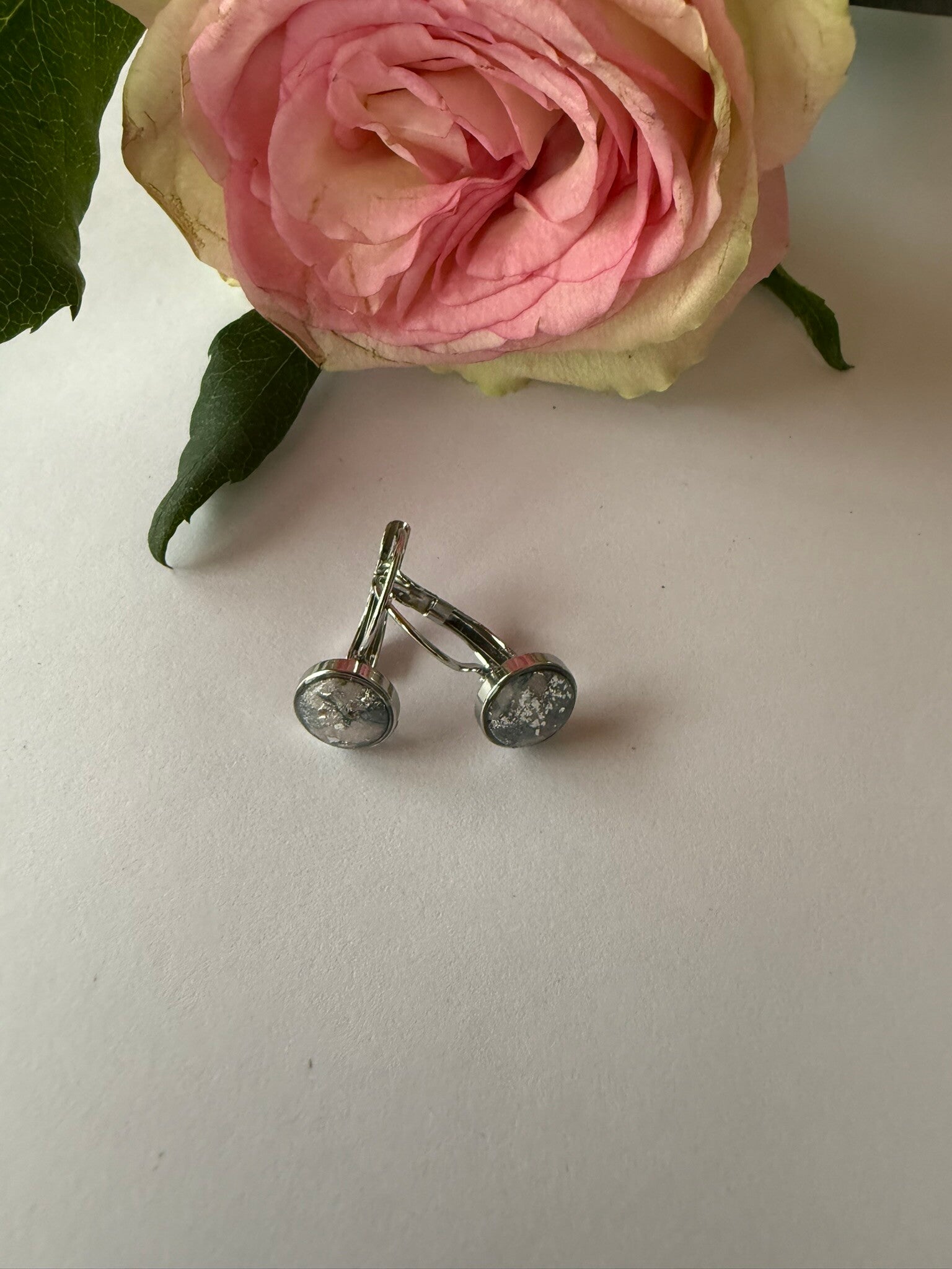 Klappverschluss Hängeohrringe 8mm; silberfarben; Pastelltöne