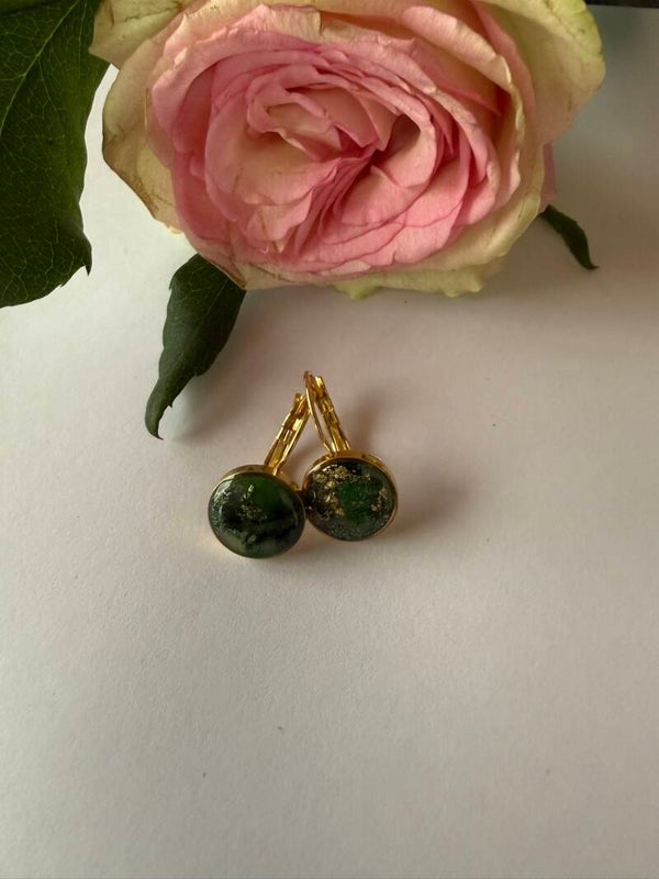 Klappverschluss Hängeohrringe 10mm; goldfarben; grün