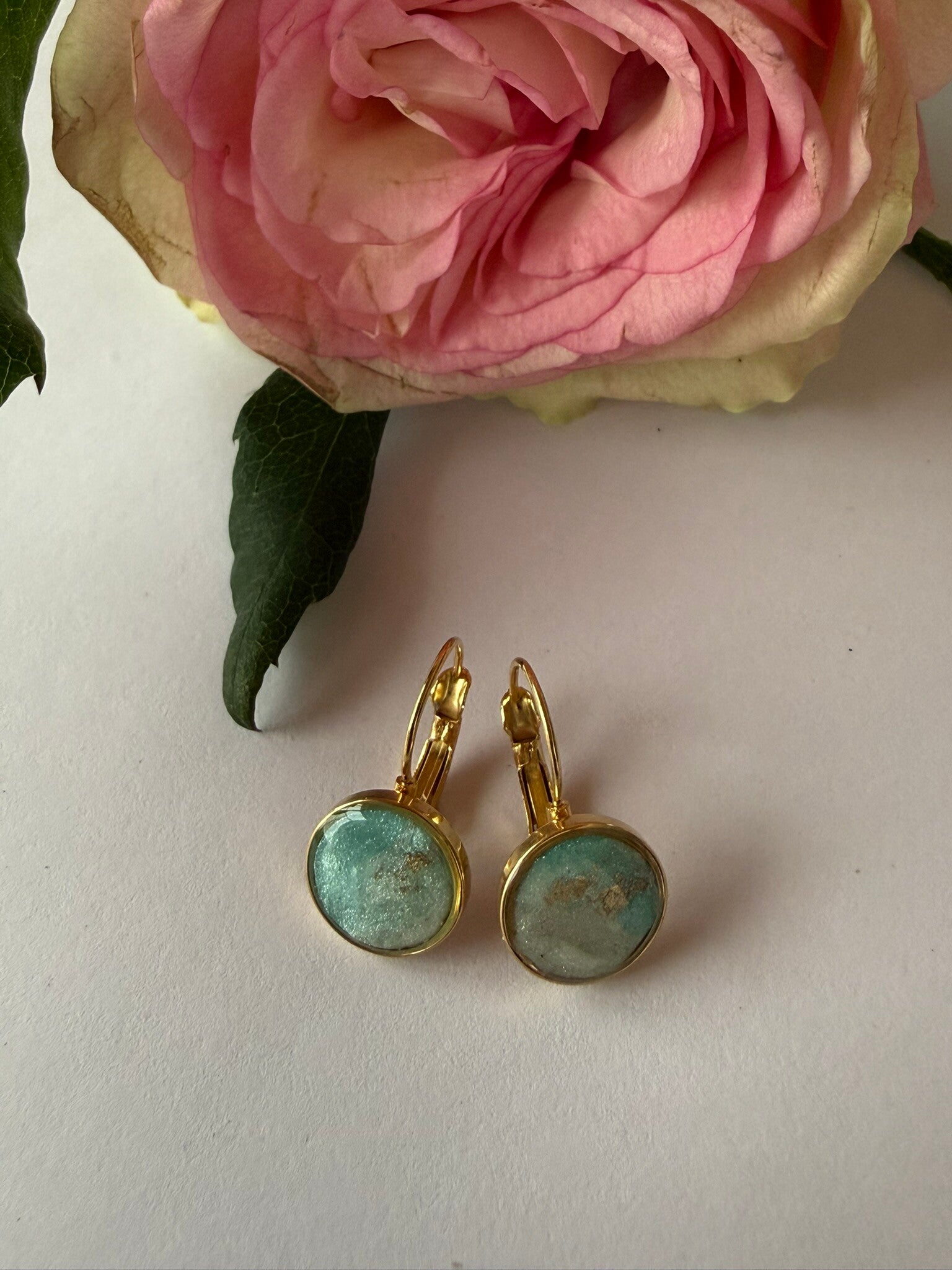Klappverschluss Hängeohrringe 10mm; goldfarben; Pastelltöne