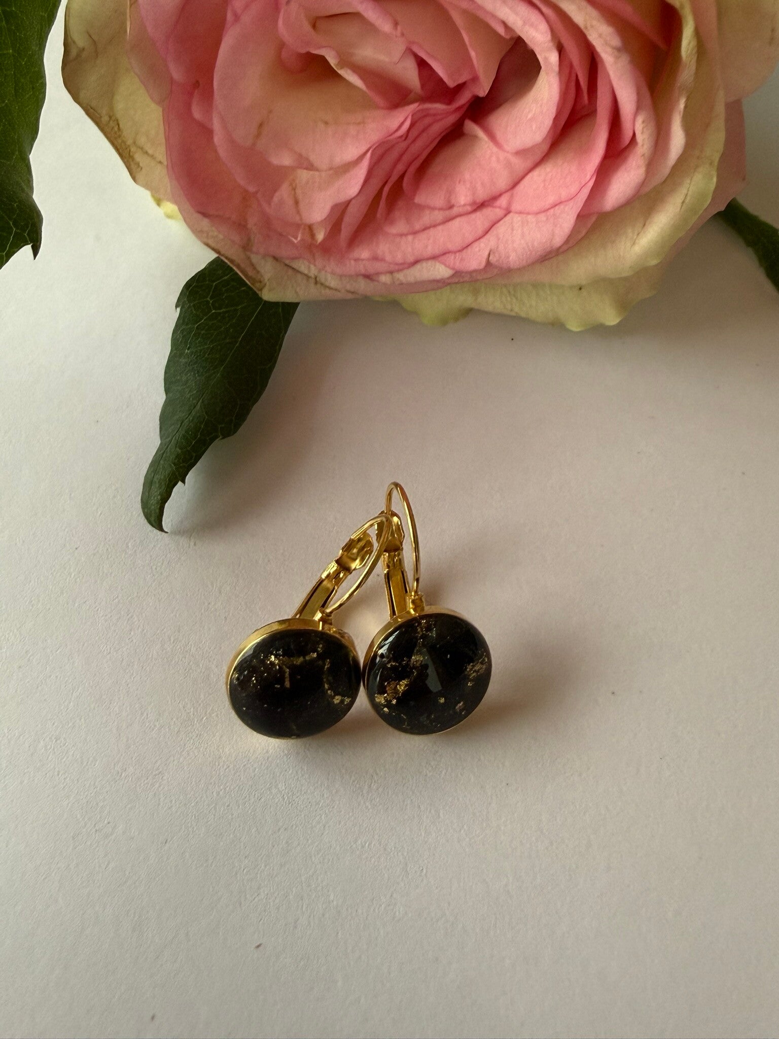 Klappverschluss Hängeohrringe 10mm; goldfarben; schwarz-gold