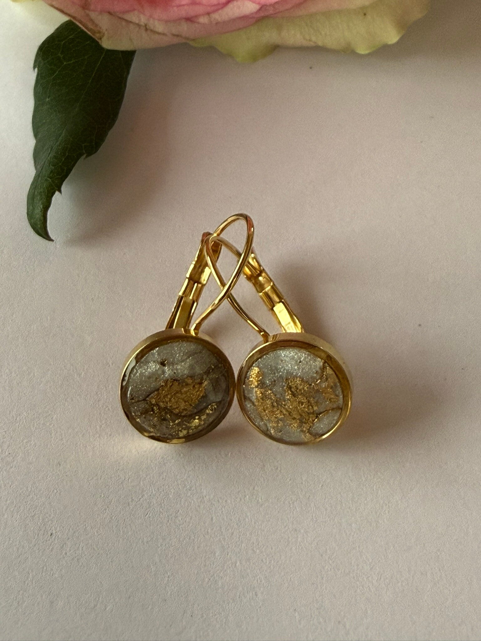Klappverschluss Hängeohrringe 10mm; goldfarben; Gelbtöne
