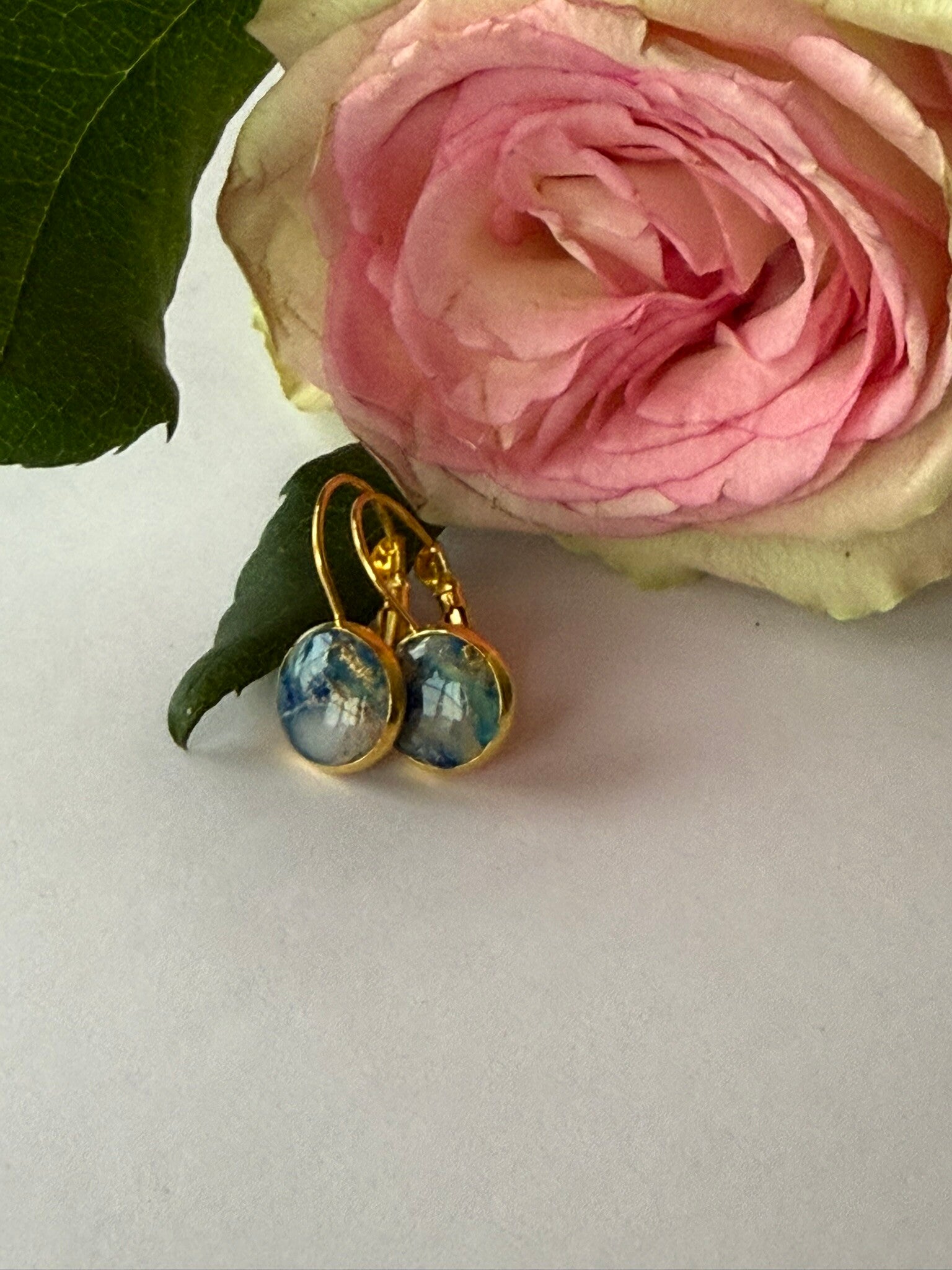 Klappverschluss Hängeohrringe 10mm; goldfarben; blau