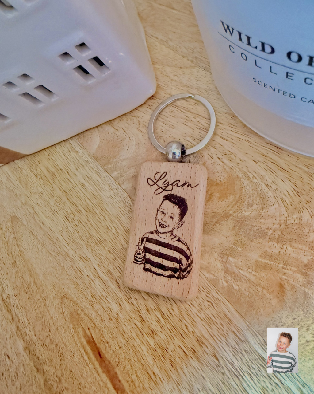 Porte-clés portrait gravé sur bois