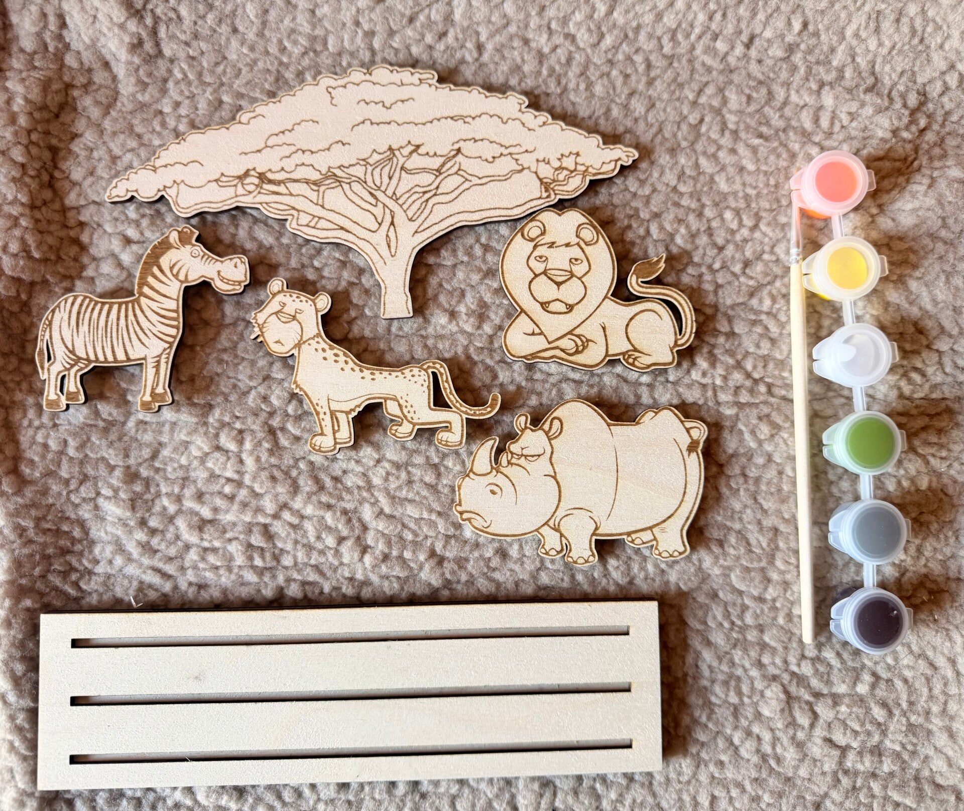 Décoration à peindre - animaux de la savane