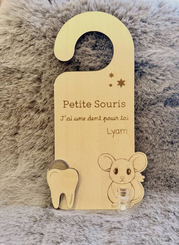 Plaque de porte "petite souris"