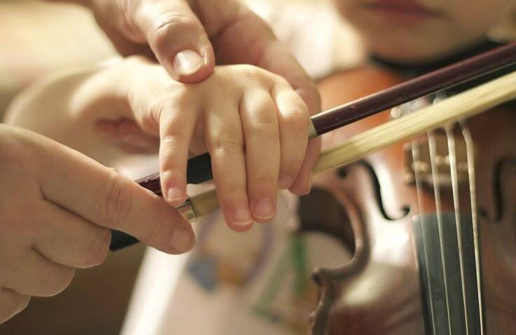 how-to-choose-a-violin-teacher-for-your-child-standard.jpg