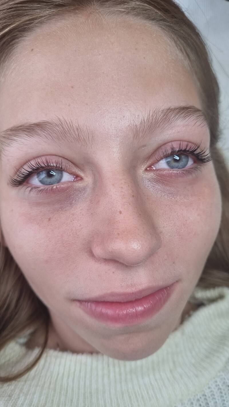 wimperlifting lashlift lashvolumelift wimpers wimpersalon Bavikhove Hulste Harelbeke Kuurne Kortrijk Heule Izegem Ingelmunster Wielsbeke Ooiegem  Deerlijk wimpestyliste