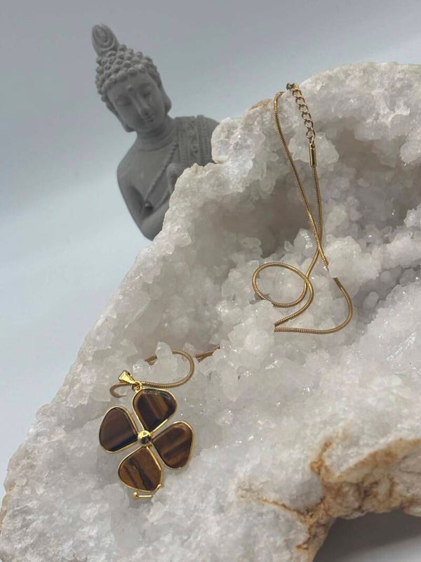 Collier oeil de tigre trèfle